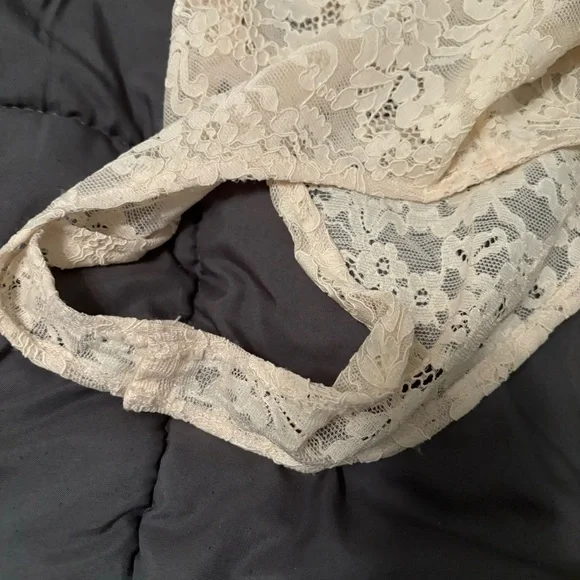 Zara Cream Lace Bodysuit - Picture 2 of 4